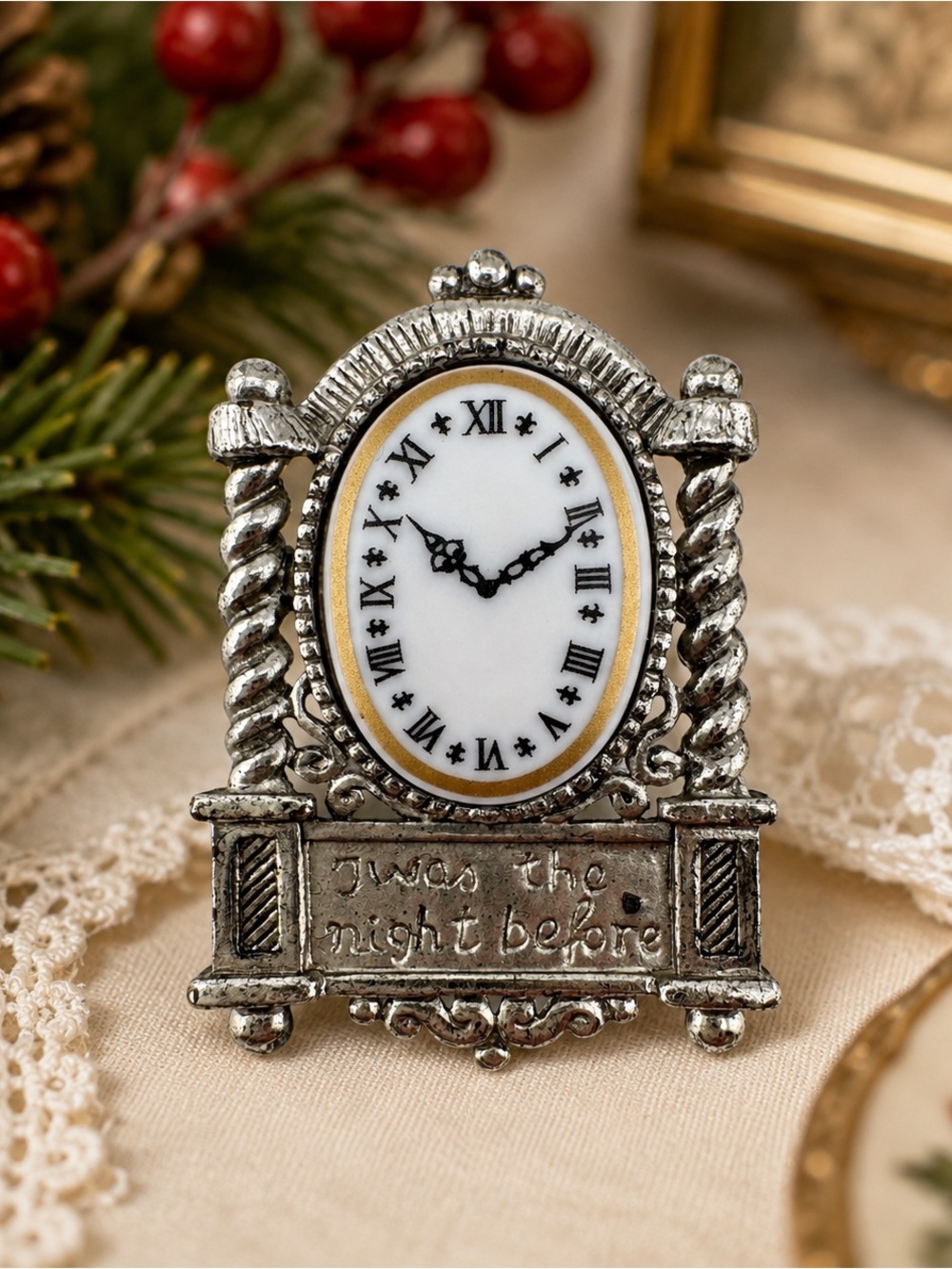 Danecraft Twas‎ the Night Before Grandfather Clock Christmas Brooch Pin